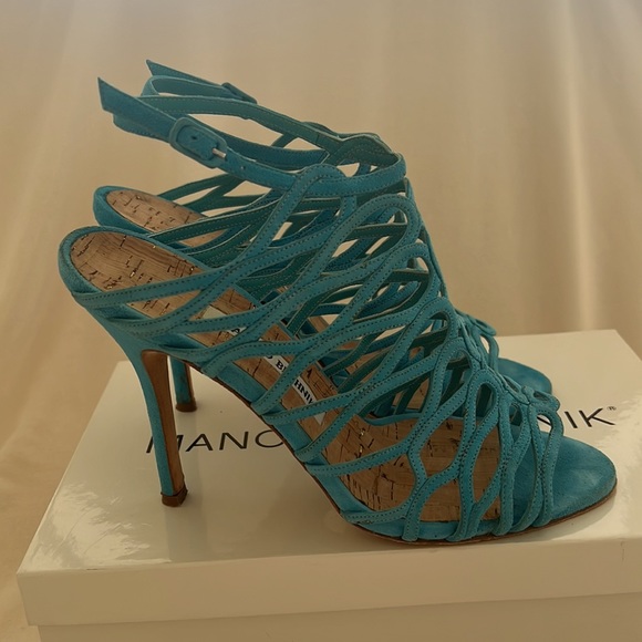 Manolo BLAHNIK Heels - Picture 5 of 9